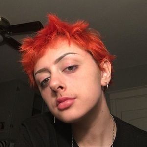 Meet your Posher, Keily